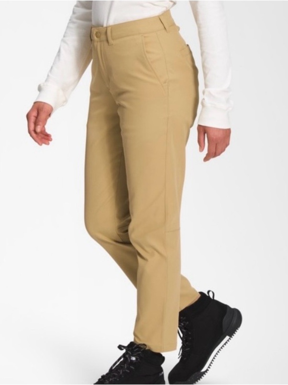 The North Face Women's standard tapered Pants in antelope tan  size 4